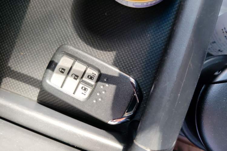 Used Honda Elysion 2019 2.0L Hybrid Luxury Edition
