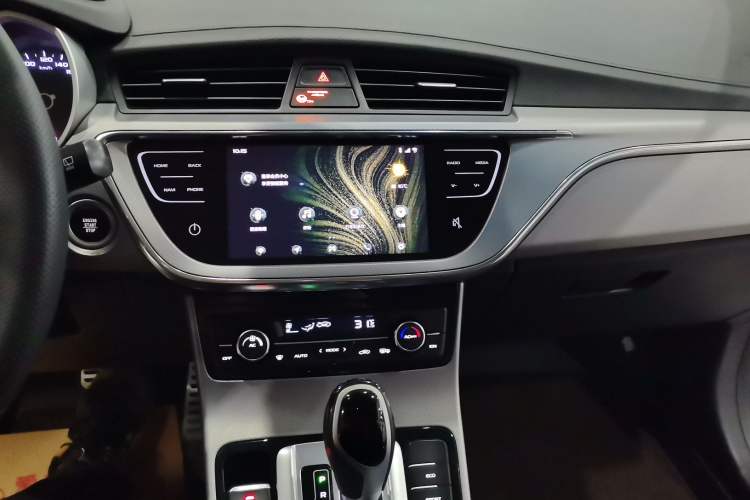 Used Geely Auto Emgrand GS 2018 Lingchao Edition 1.4T Automatic LingShang Smart Connectivity Model