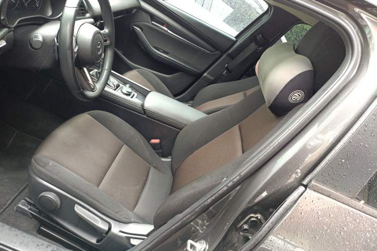 Used Mazda 3 Axela 2021 2.0L Automatic ZhiXuan Edition Left Front Seat