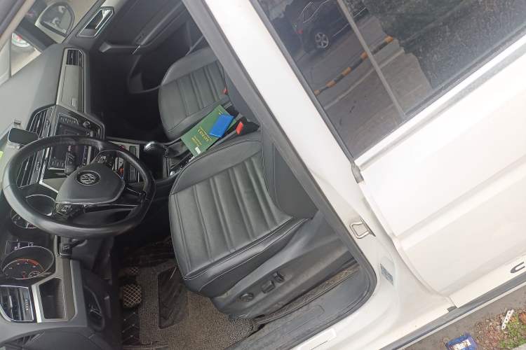 Used Volkswagen Touran 2021 Volkswagen Touran L 280TSI DSG Boundary Edition 7-Seater