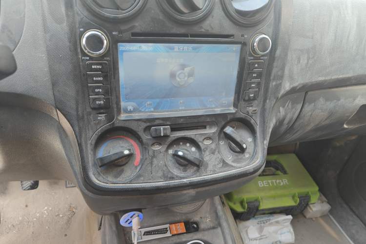 Used Wuling Hongguang 2013 1.5L Base Version
