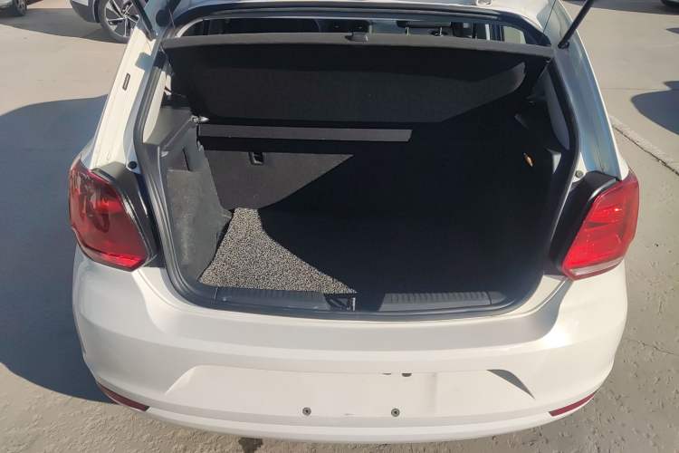 Used Volkswagen Polo 2016 1.4L Automatic Trendy Model
