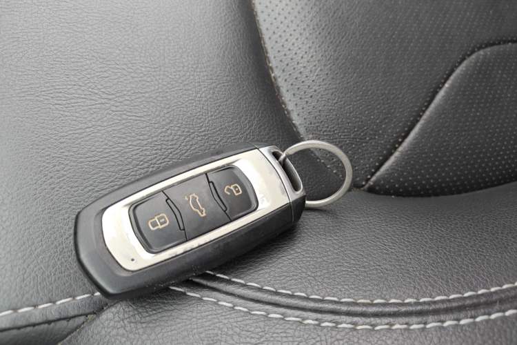 Used Geely Auto Emgrand 2017 Sedan Million Edition 1.5L Manual - Upward Version