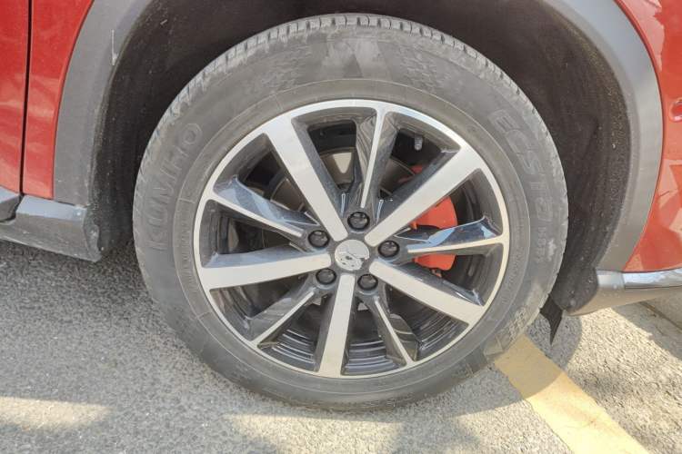 Used XPeng G3 2019 Smart Edition Right Front Wheel Hub