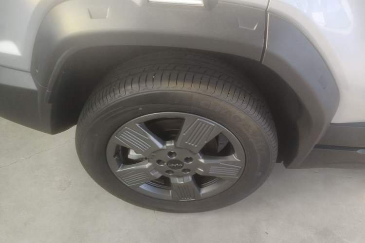 Used iCAR 03 2024 501km Two-Wheel Drive Long-Range Version Right Rear Wheel Hub