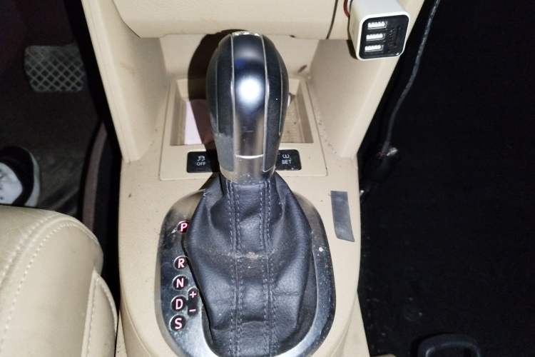 Used Volkswagen Touran 2011 1.4T DSG ZhiZhen Edition 7-Seater