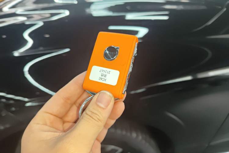 Used Volvo XC60 2026 B5 4x4 Smart Luxury Edition
