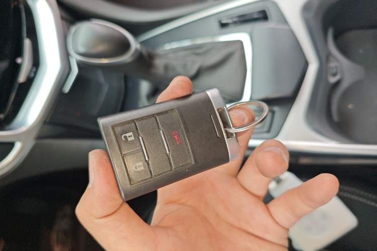 Used Cadillac SRX 2014 3.0L Comfort Model Vehicle Key