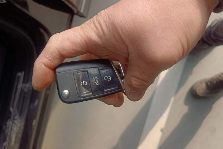 Used Volkswagen Tayron 2022 280TSI Two-Wheel Drive Luxury Smart Connectivity Version Interior 1