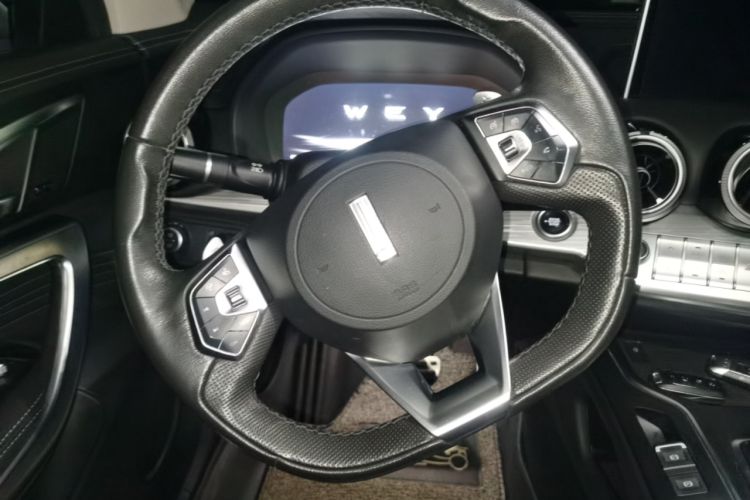 Used Wey VV7 2019 Upgraded Model 2.0T Flagship Version China VI