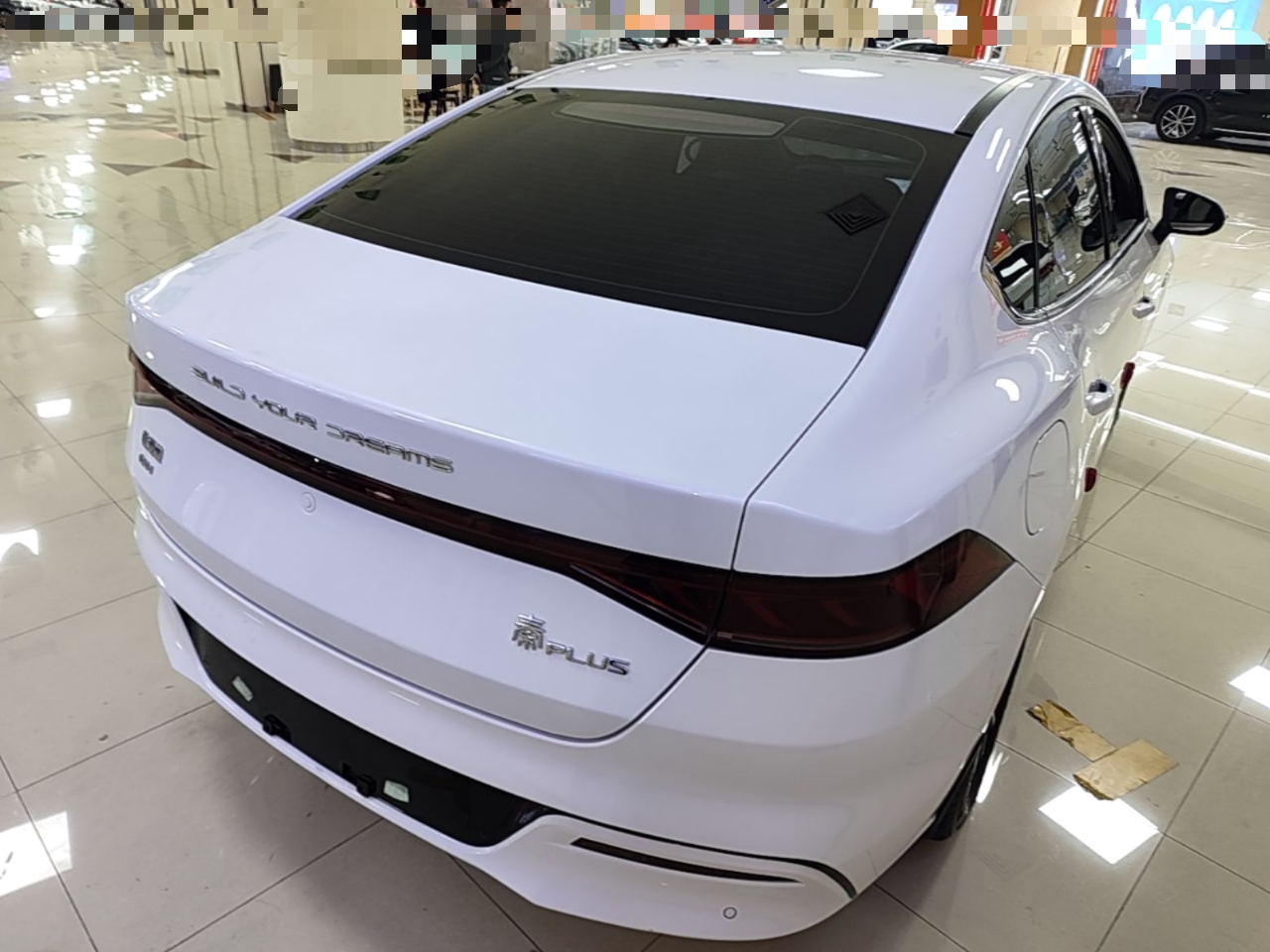 BYD Qin PLUS 2024 HONOR Edition DM-i 55KM Leading Model — снимка 6