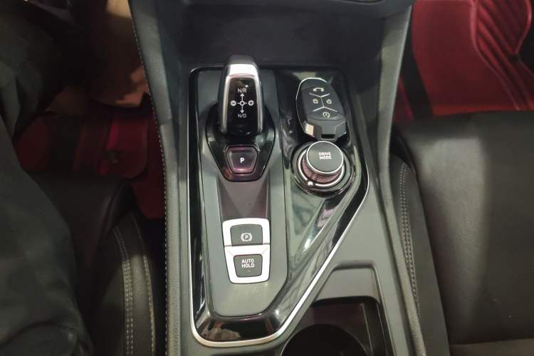 Used Lynk & Co 03 2021 2.0TD Automatic Trendy Champion Edition Gear Lever