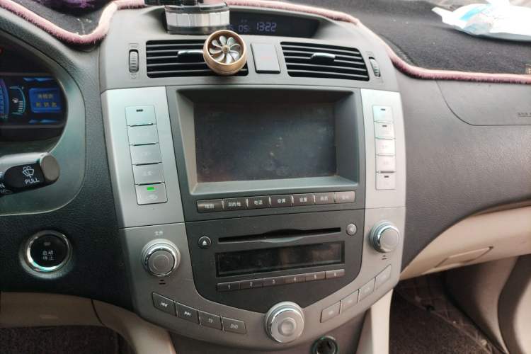 Used BYD S6 2012 2.0L Manual Luxury Version