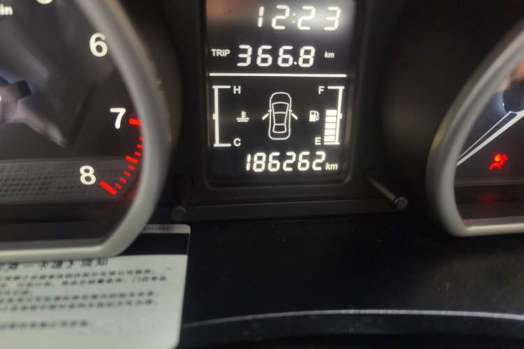 Used Zotye T600 2014 1.5T Manual Luxury Model
