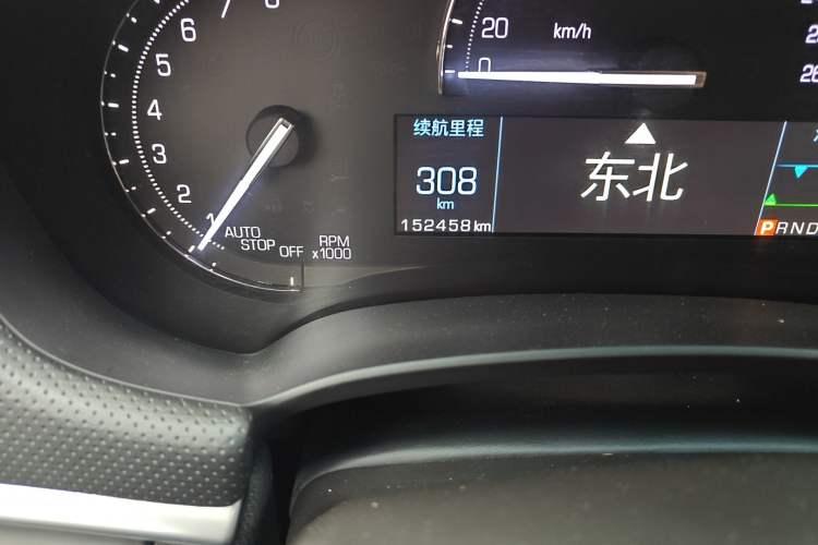 Used Cadillac XTS 2018 28T Tech Edition Odometer Close Up