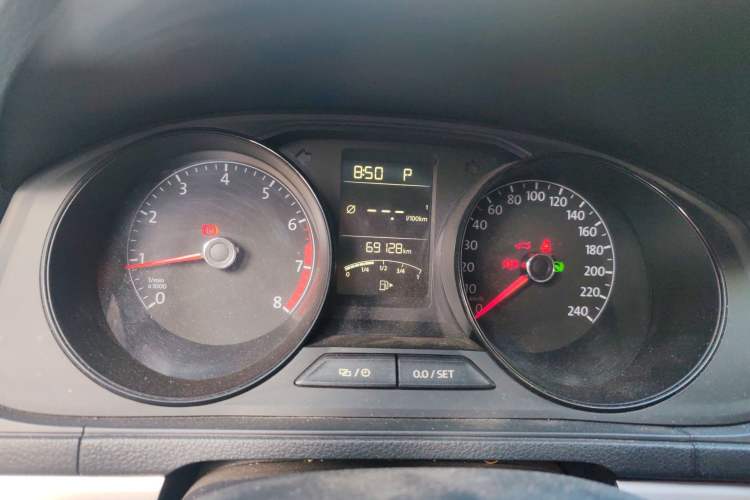 Used Volkswagen Lavida 2017 1.6L Automatic Fashion Edition
