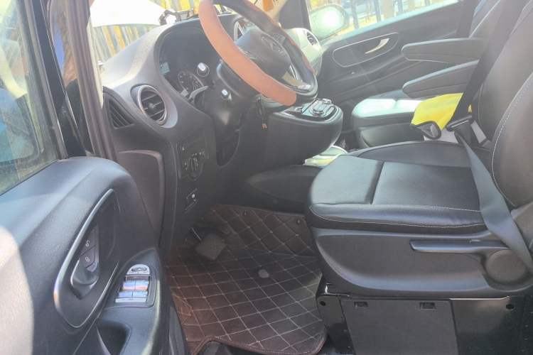 Used Mercedes-Benz Vito 2018 2.0T Business Version China V Emission Standard
