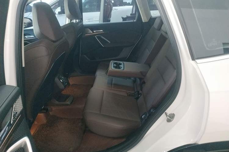 Used BMW X1 2023 xDrive25Li X Design Package Interior 4