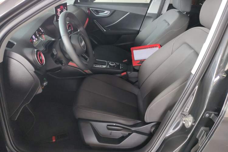 Used Audi Q2L 2018 35 TFSI Launch Exclusive Edition China VI
