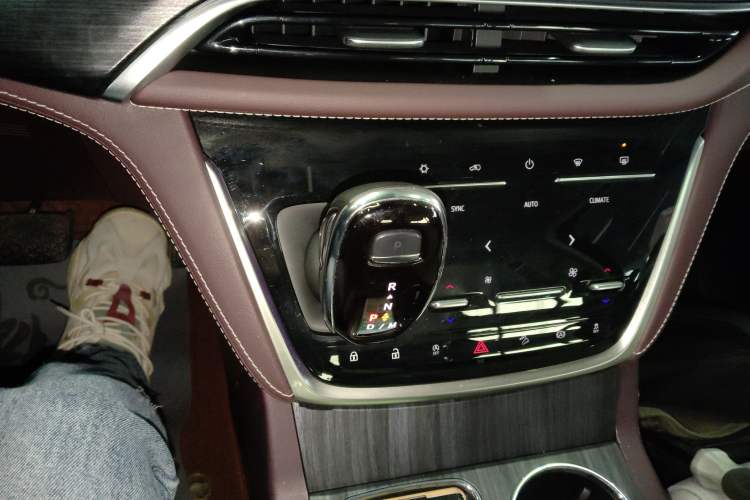 Used Buick GL8 2022 Facelift Avenir Aivia Six-Seat Deluxe Edition