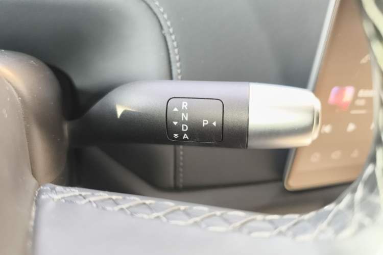 Used Li Auto L9 2024 Ultra Model Gear Lever