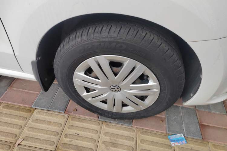 Used Volkswagen Polo 2014 1.4L Manual Fashion Edition