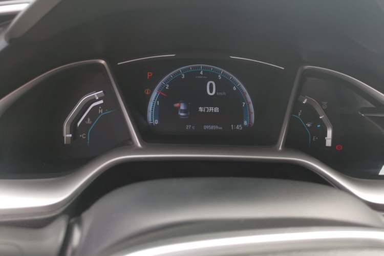 Used Honda Civic 2016 220TURBO CVT Luxury Edition
