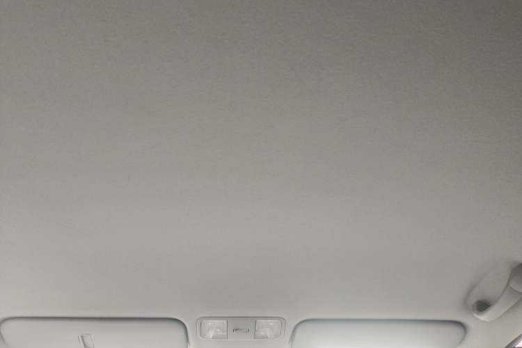 Used Hyundai Verna (older generation) 2014 1.4L Automatic Smart GLS Headliner