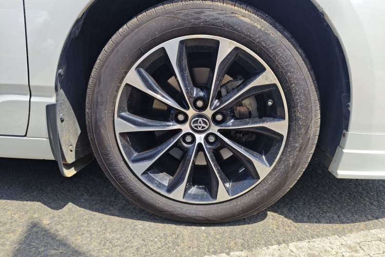 Used Toyota Avalon 2023 2.5L Luxury Edition
