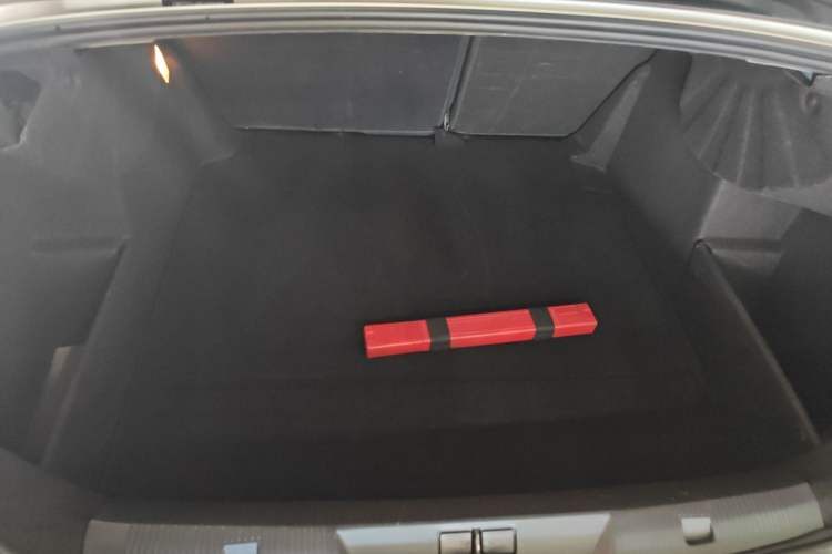 Used Citroen C4L 2014 1.6THP Intelligent Drive Automatic Dynamic Model Trunk