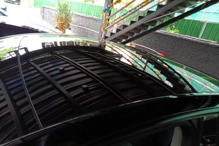 Used Tesla Model Y 2021 Standard Range Rear-Wheel Drive Version Roof