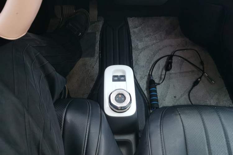 Used Geely Galaxy Panda 2025 210km Panda Kart Gear Lever