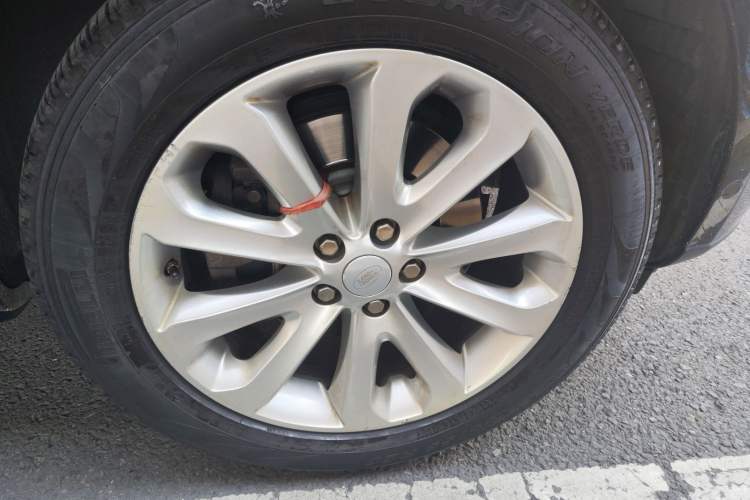 Used Land Rover Range 2015 3.0 SC V6 Vogue Right Front Wheel Hub