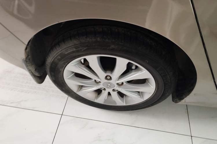 Used Hyundai Elantra (5th Generation / Langdong) 2016 1.6L Automatic Smart Version Right Rear Wheel Hub