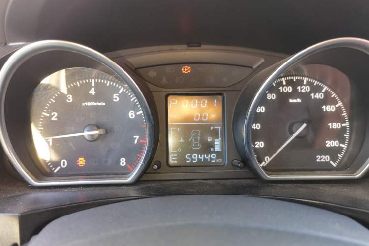 Used Zotye T600 2015 2.0T DCT Prestige Edition
