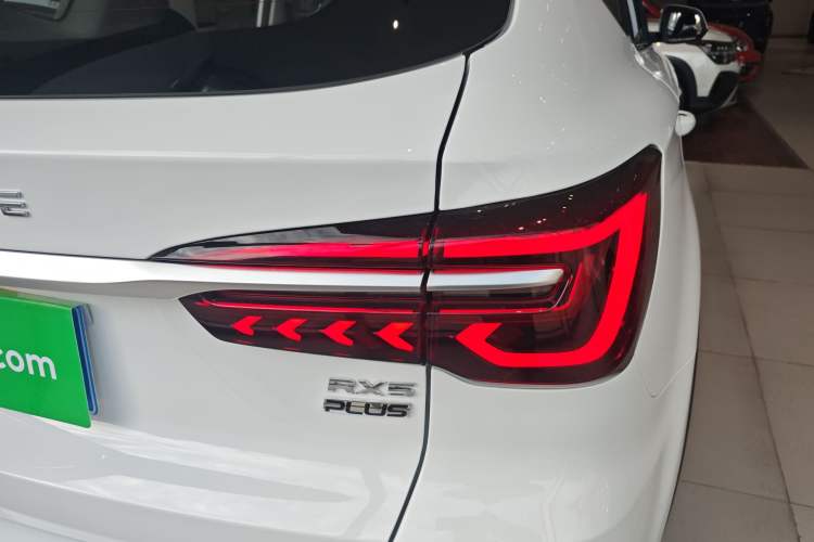 Used Roewe RX5 2023 PLUS 330TGI Automatic Trendsetting Smart Edition