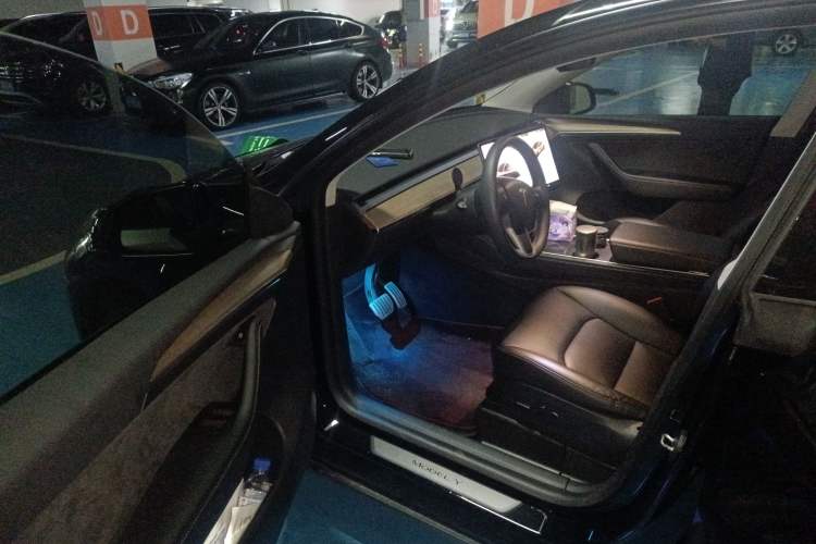 Used Tesla Model Y 2021 Performance High-Performance All-Wheel-Drive Version