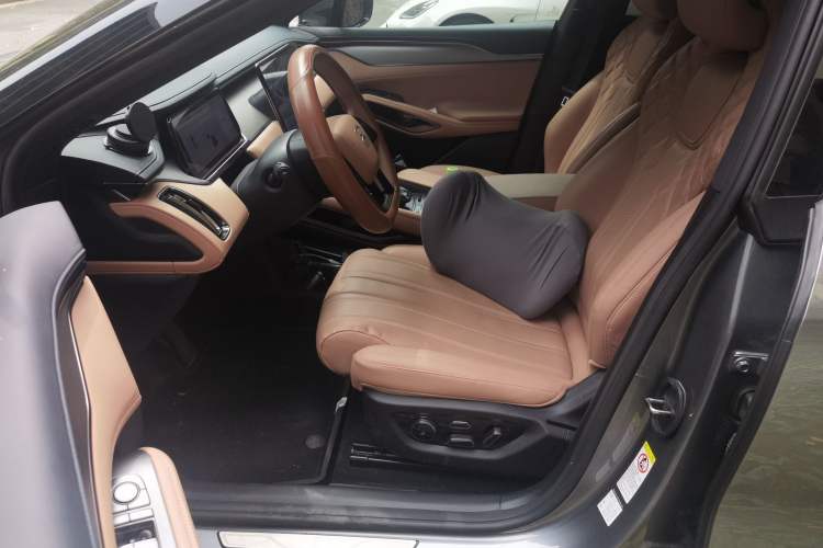 Used BYD Song L EV 2024 550 km Excellence Version Left Front Seat