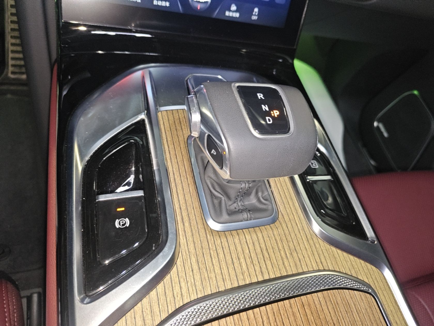 Hongqi E-HS9 2022 690 km Range Flagship Edition Six Seats — снимка 16