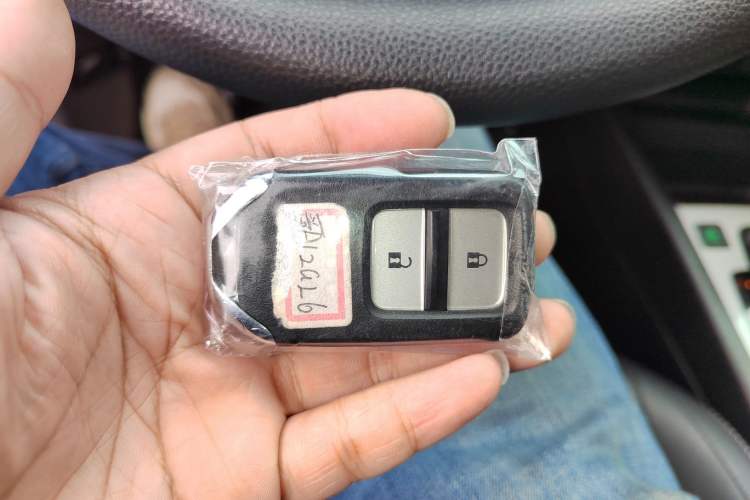 Used Honda Fit 2021 1.5L CVT Trend Edition Vehicle Key