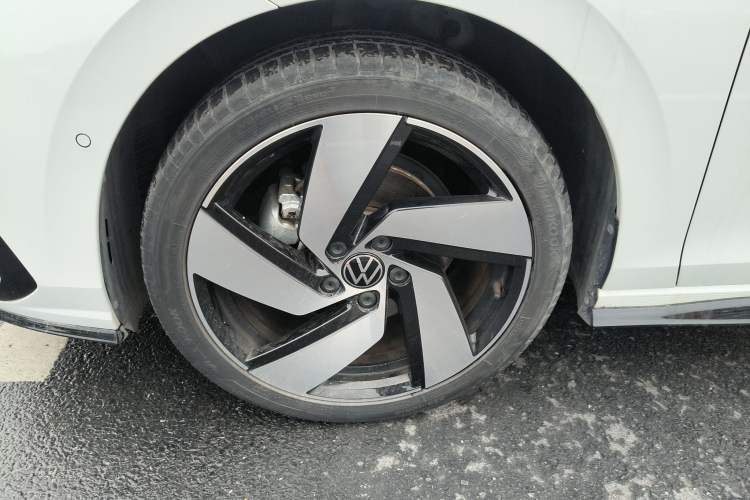 Used Volkswagen Golf 2023 Facelift 280TSI DSG R-Line