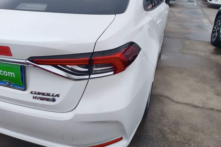 Used Toyota Corolla 2021 Dual-Motor 1.8L E-CVT Elite Edition Right Rear Taillight