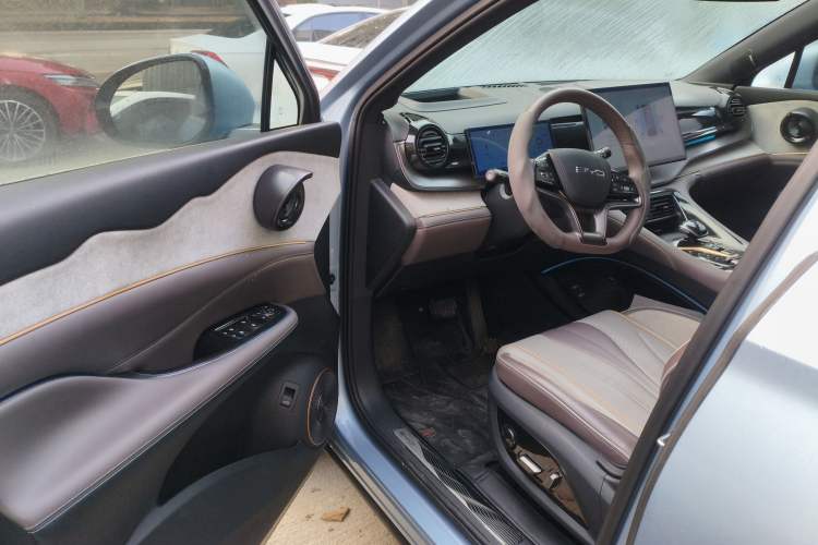 Used BYD Frigate 07 2023 DM-p 175 km Four-Wheel Drive Flagship Model