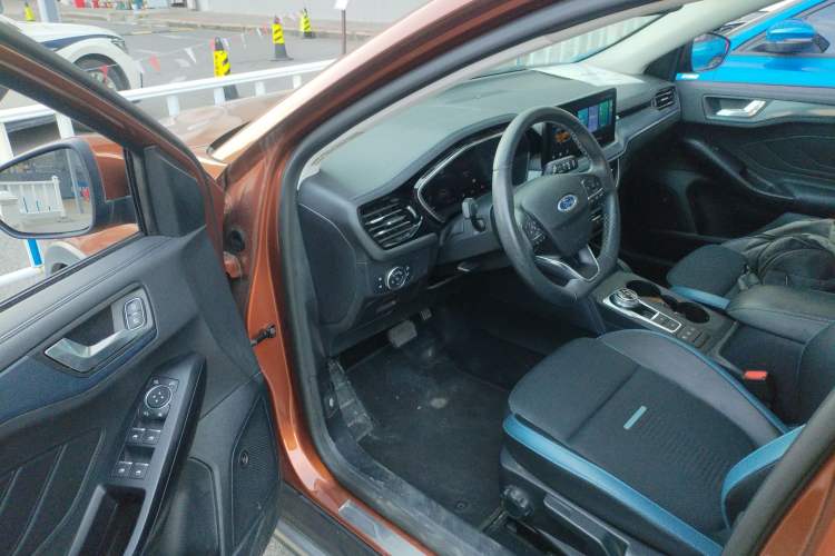 Used Ford Focus 2021 EcoBoost 180 Automatic Hunter Edition
