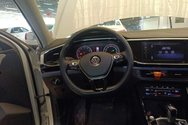 Used Volkswagen Tayron 2020 330TSI Two-Wheel Drive Luxury Smart Connectivity Version
