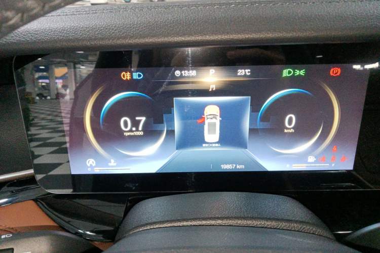 Used Bestune T99 2023 2.0T Automatic Premium (6AT)