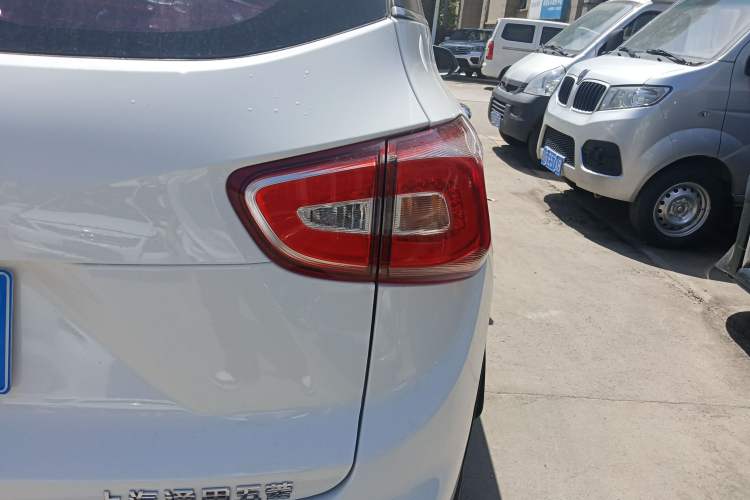 Used Baojun 510 2017 1.5L Manual Fashion Model Right Rear Taillight