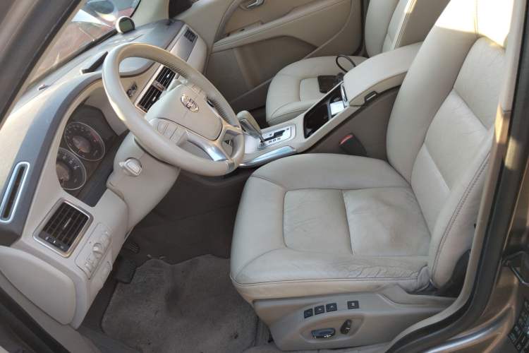Used Volvo S80L 2011 2.0T ZhiShang Version
