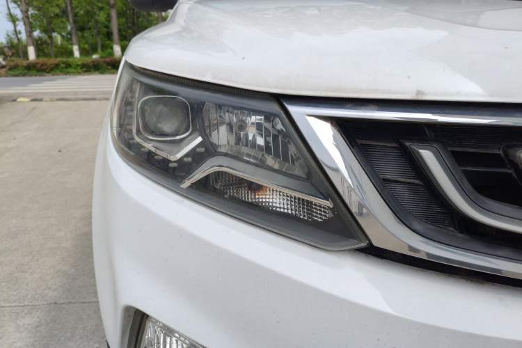 Used Geely Auto Vision X6 2016 1.3T CVT Luxury Model Right Front Headlight