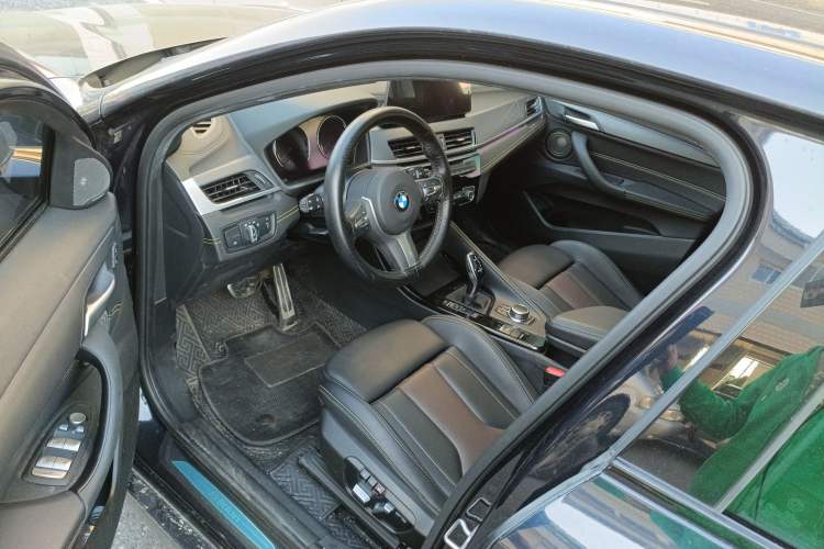 Used BMW X2 2023 xDrive 25i Shining Edition